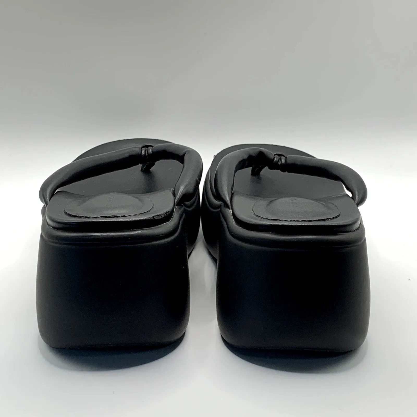 DESIGN BY MARYAM Women's Black Faux-Leather Platform Thong Slippers SZ 7.5