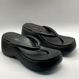 DESIGN BY MARYAM Women's Black Faux-Leather Platform Thong Slippers SZ 7.5