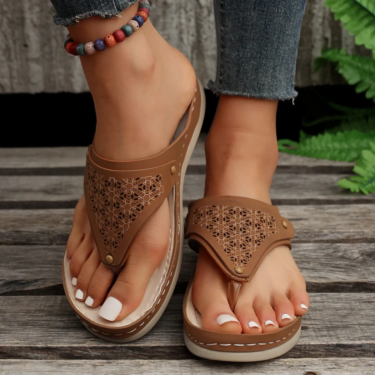 Women’s Solid Color Roman Thong Sandals