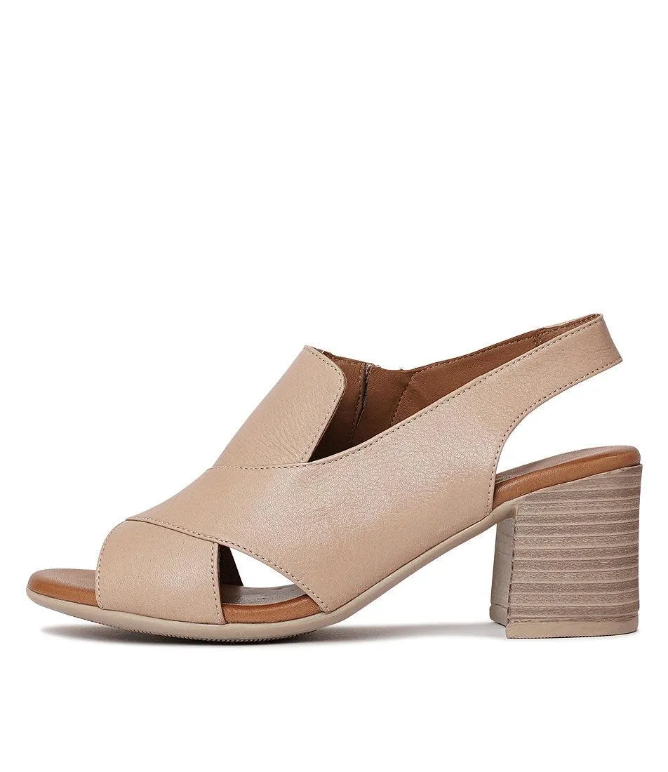 Wondir Pale Taupe Leather Heels